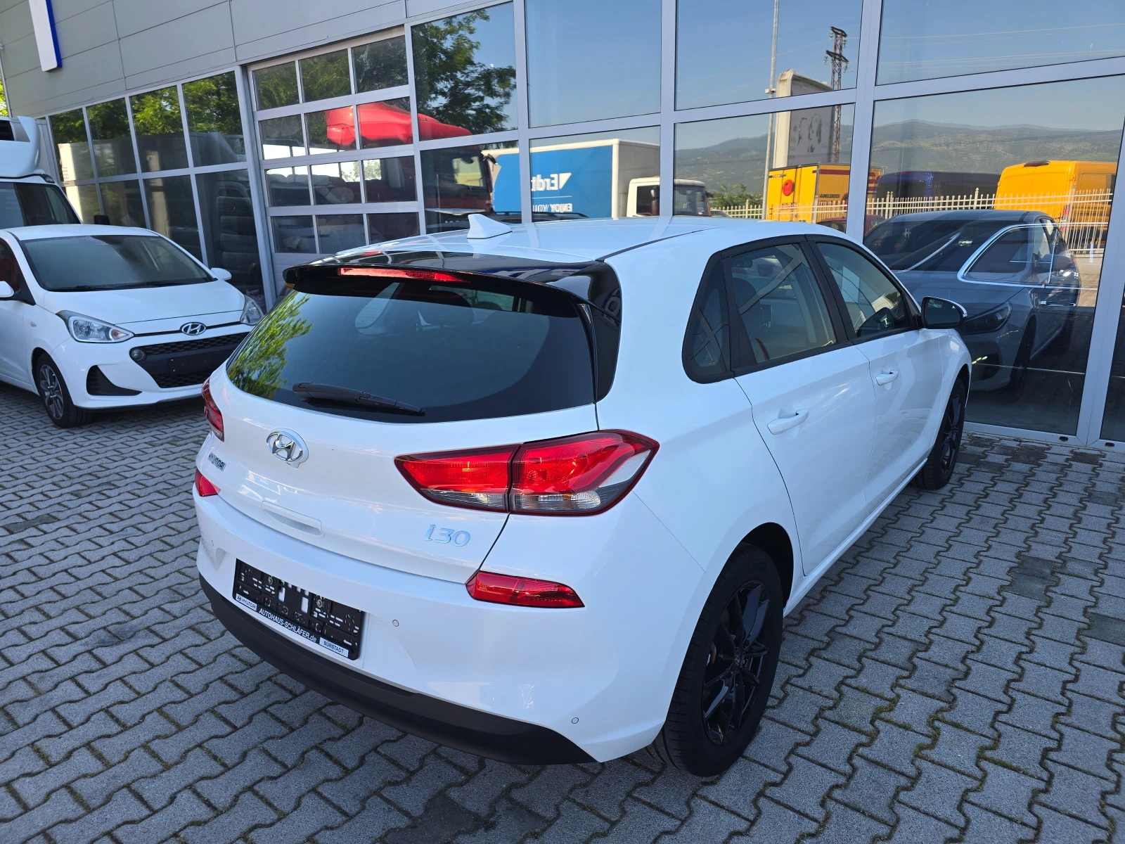 Hyundai I30 1.4 !! 105000km !!!!!!, снимка 6 - Автомобили и джипове - 54693126