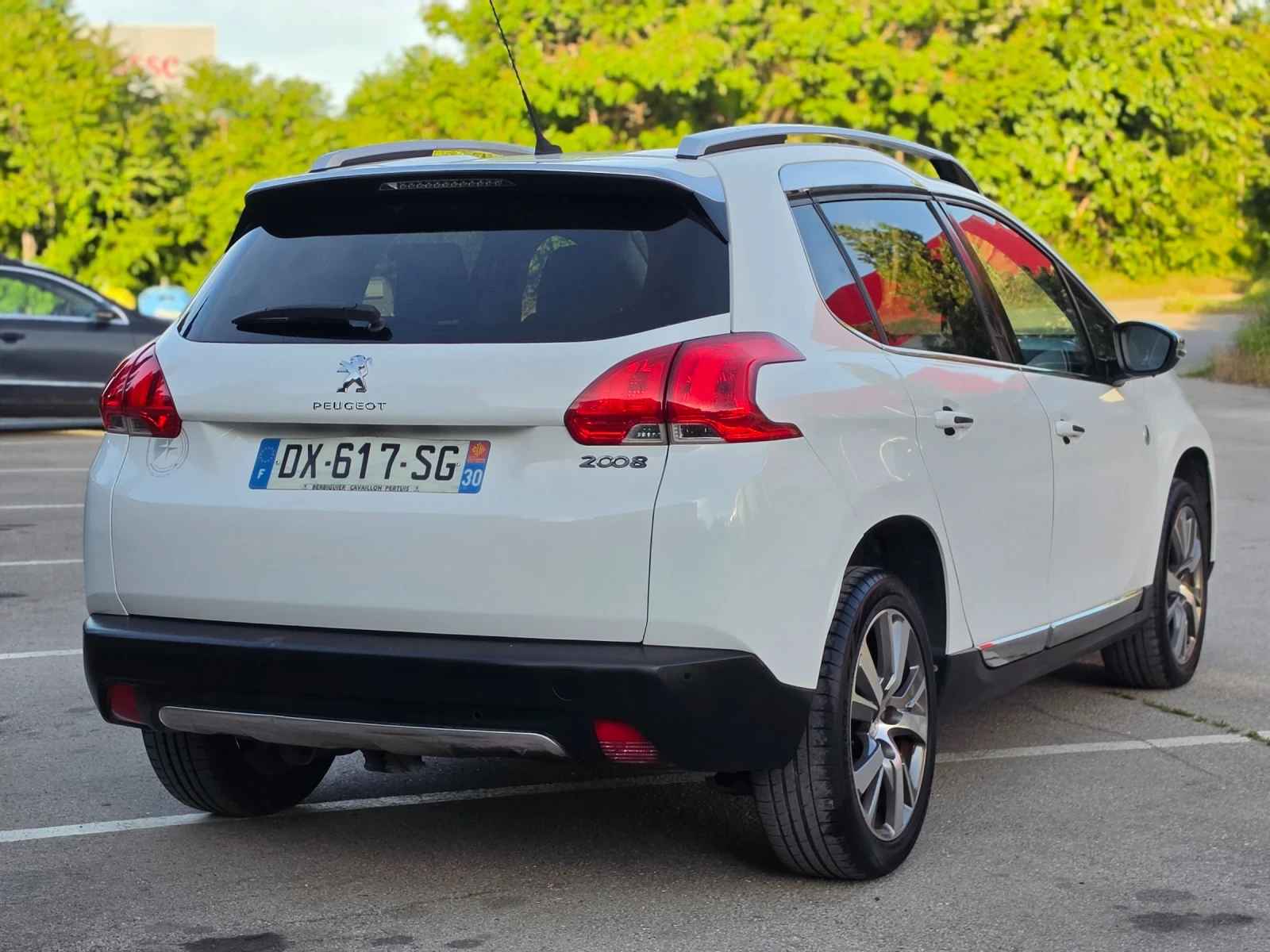 Peugeot 2008 1.6 HDI 120hp * EURO 6 * NAVI * CROSSWAY* * , снимка 7 - Автомобили и джипове - 54715888