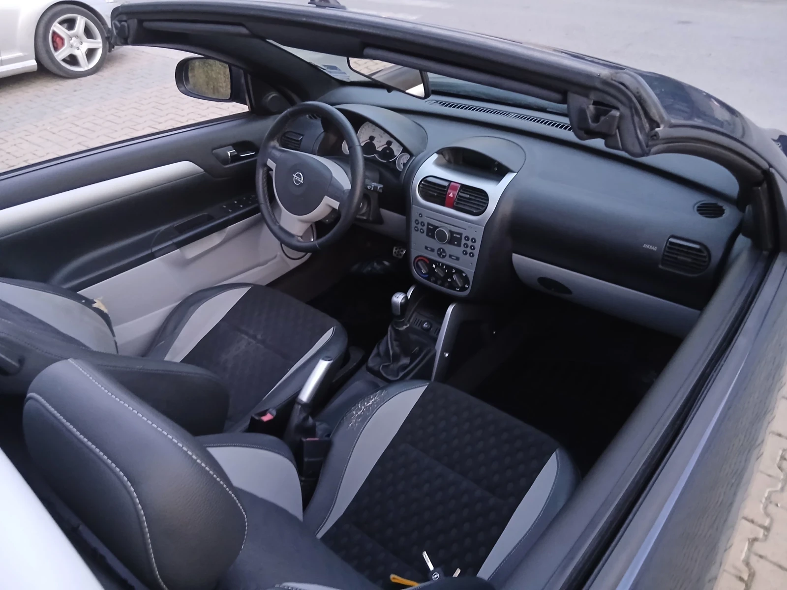Opel Tigra 1.4 2009г., снимка 7 - Автомобили и джипове - 54870497