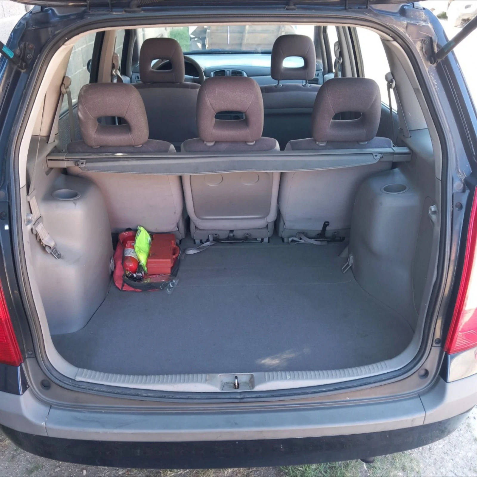 Mazda Premacy, снимка 10 - Автомобили и джипове - 55091056