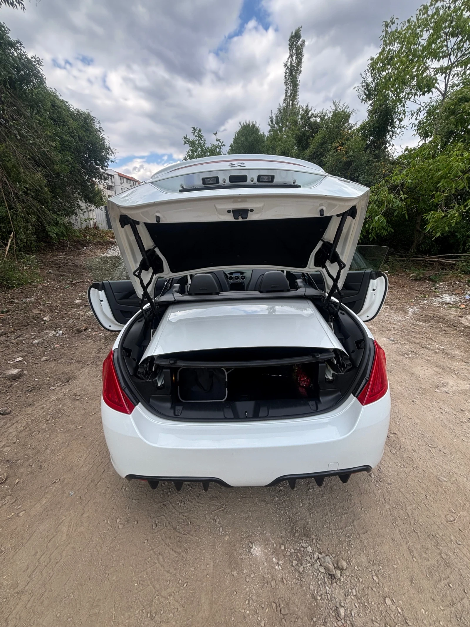 Peugeot 308 CC 1.6 HDI, снимка 10 - Автомобили и джипове - 55425887