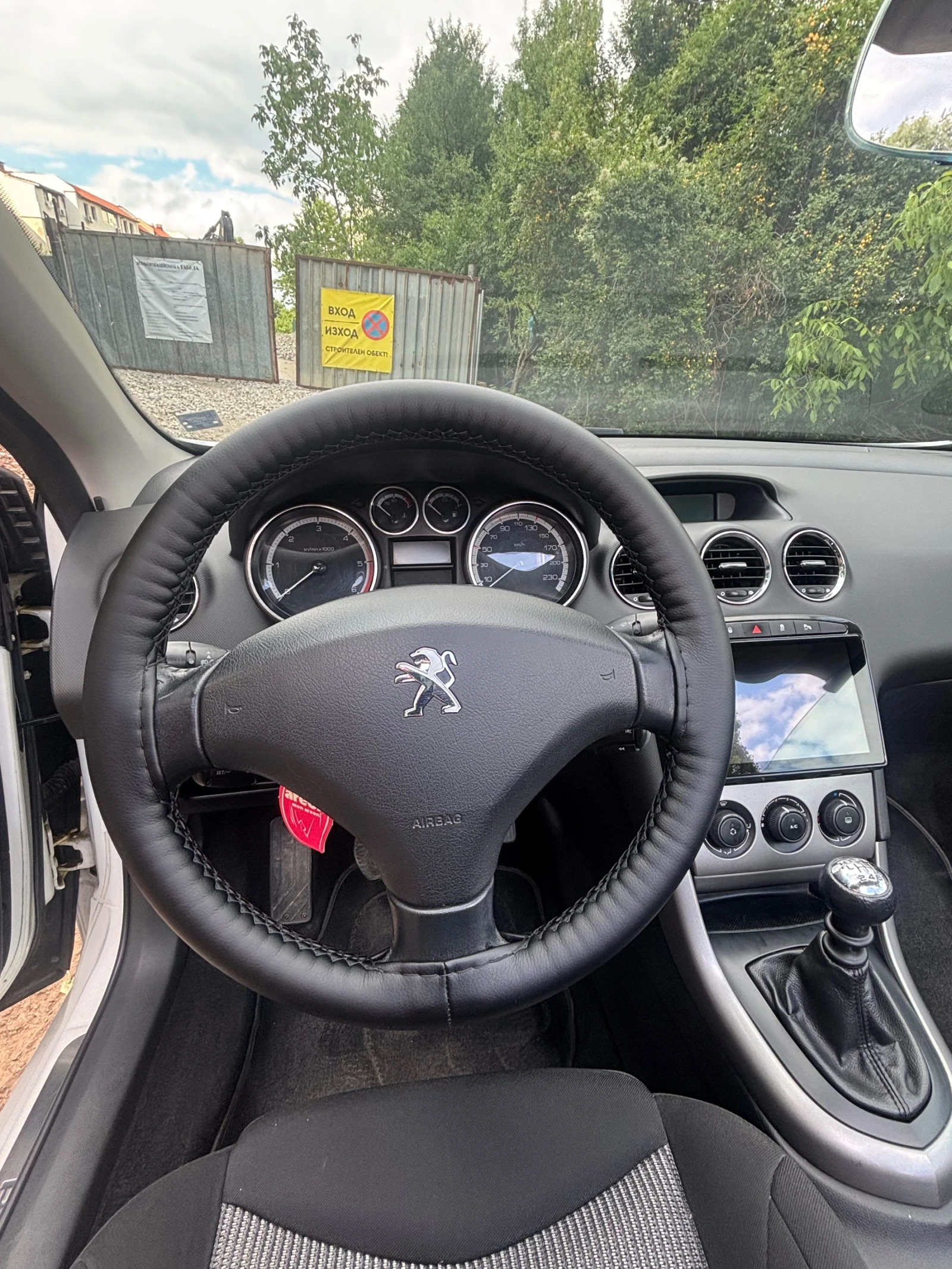 Peugeot 308 CC 1.6 HDI, снимка 11 - Автомобили и джипове - 55425887