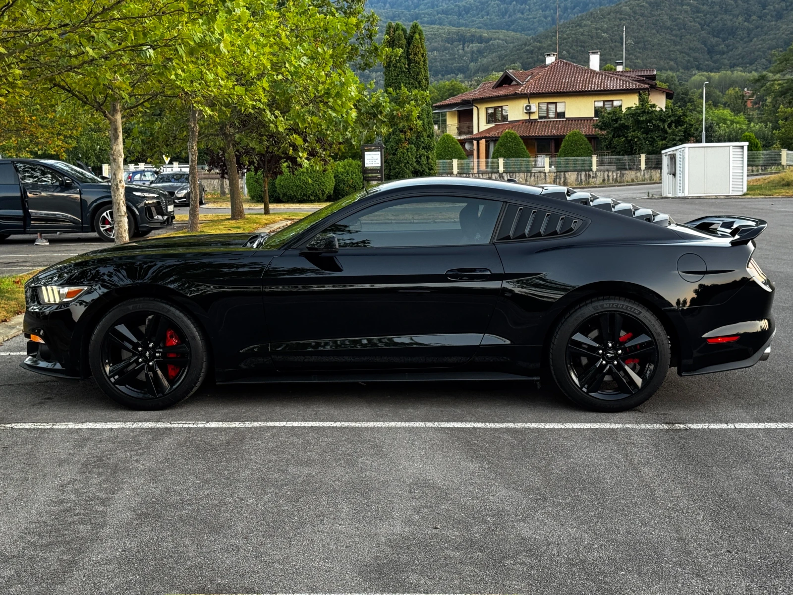 Ford Mustang 2.3 ecoboost, снимка 9 - Автомобили и джипове - 55678336
