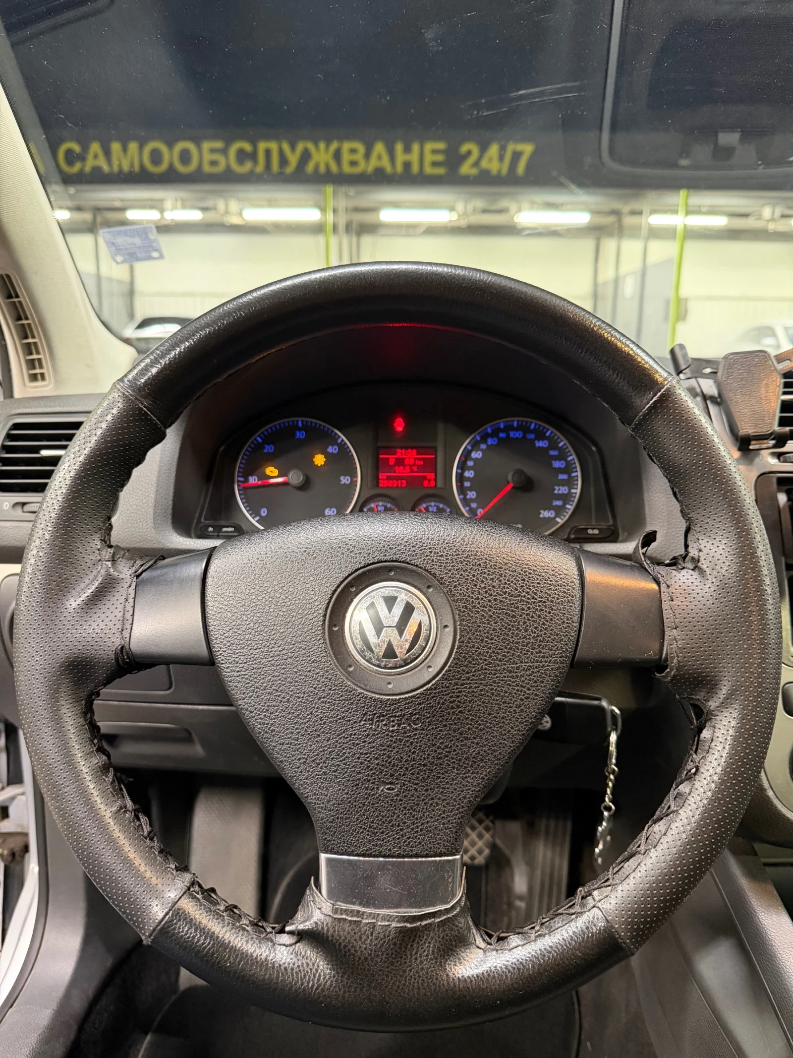VW Golf Golf 5 1.9TDI  с чип 6 скорости, снимка 15 - Автомобили и джипове - 55944843
