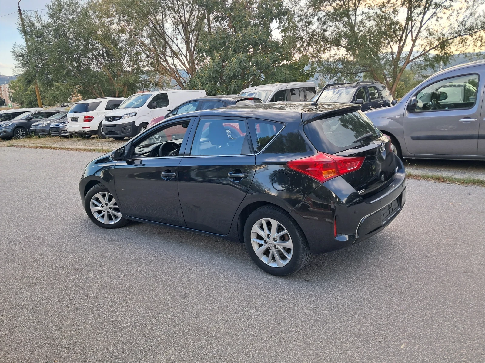Toyota Auris 1.4 d4d 90ks 6sk Navi.kamera evro5b | Mobile.bg � ����������� 3