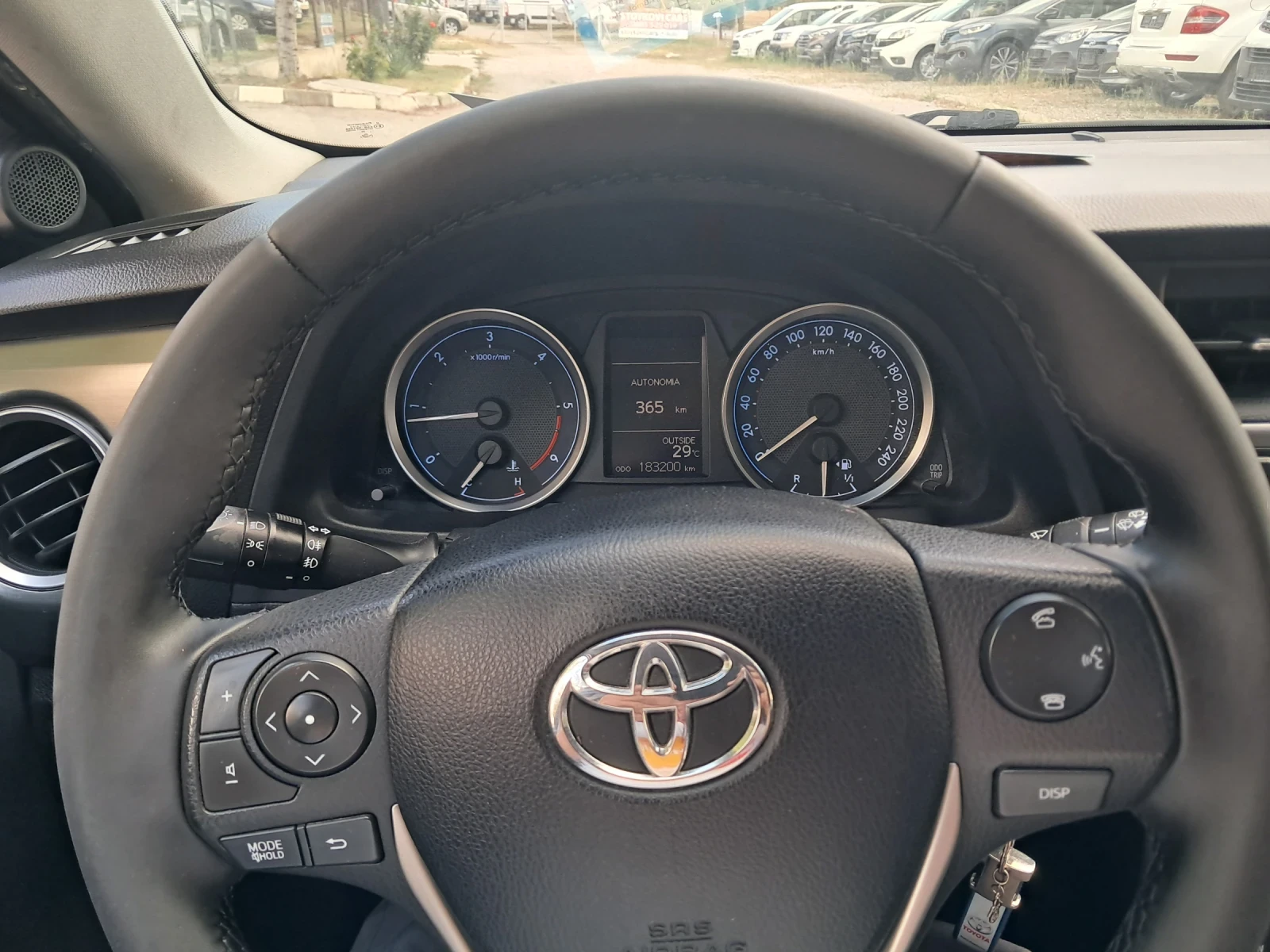 Toyota Auris 1.4 d4d 90ks 6sk Navi.kamera evro5b | Mobile.bg � ����������� 9