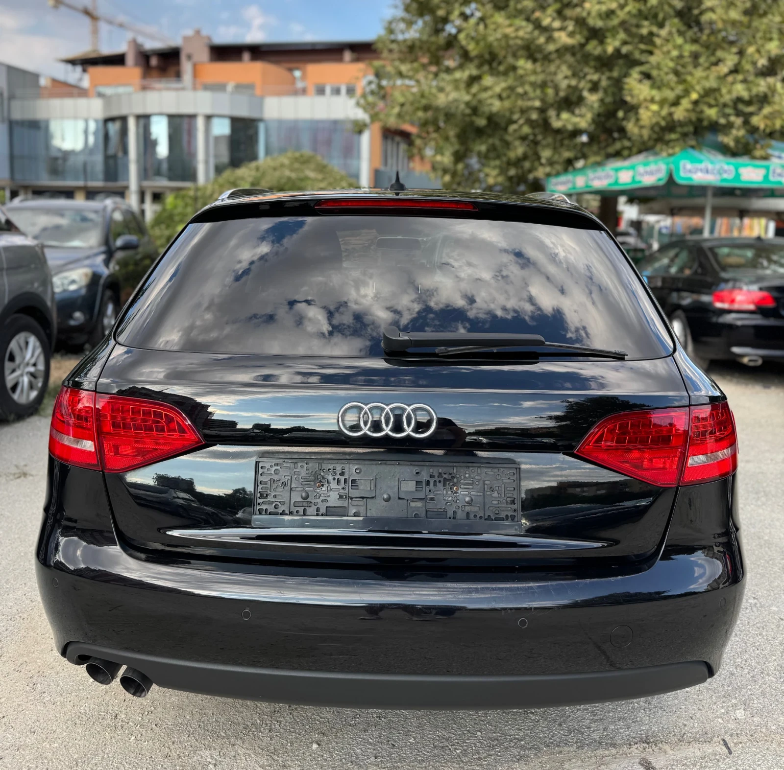 Audi A4 Avant * 2.0 TDI * Подгрев * Нави * , снимка 6 - Автомобили и джипове - 56113700