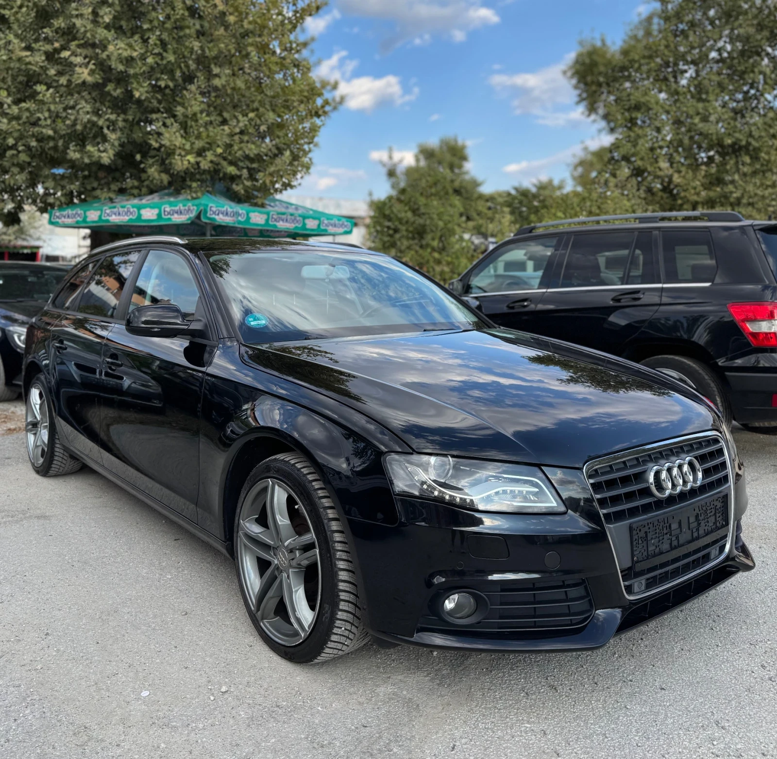Audi A4 Avant * 2.0 TDI * Подгрев * Нави * , снимка 4 - Автомобили и джипове - 56113700