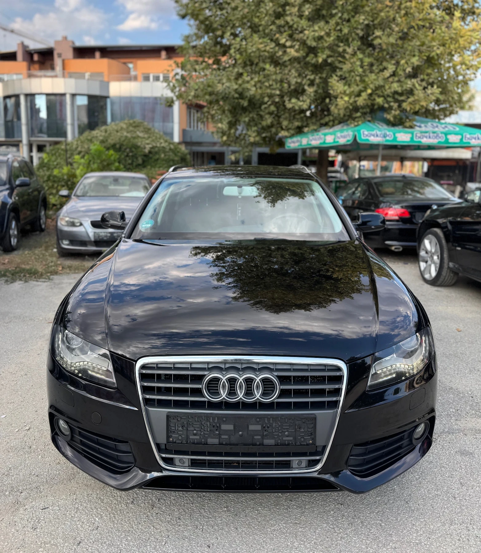 Audi A4 Avant * 2.0 TDI * Подгрев * Нави * , снимка 3 - Автомобили и джипове - 56113700