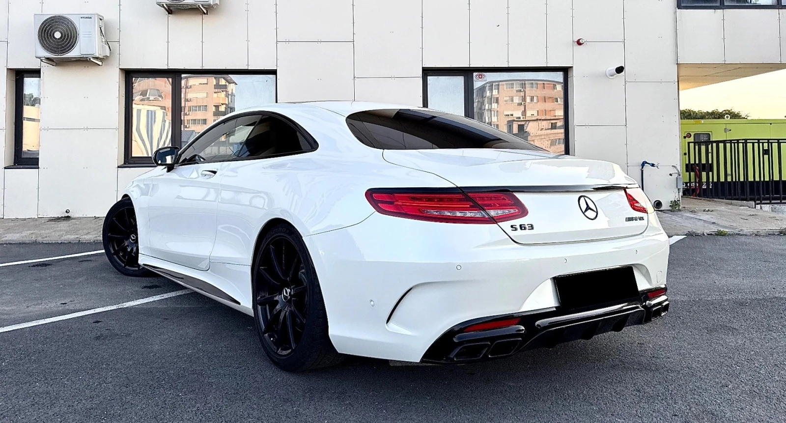 Mercedes-Benz S 63 AMG V8 4MATIC, снимка 3 - Автомобили и джипове - 56113768