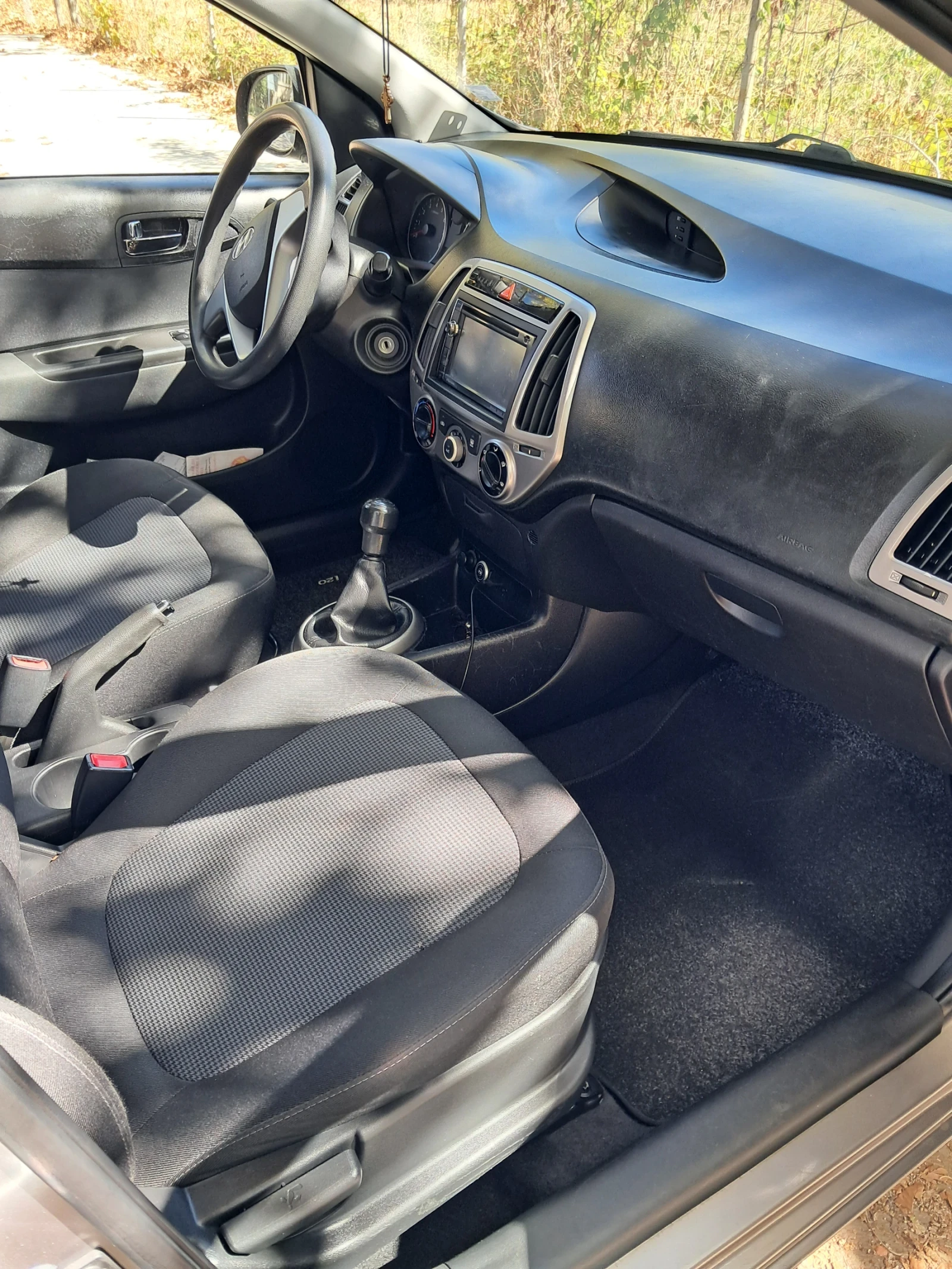 Hyundai I20, снимка 8 - Автомобили и джипове - 56216431