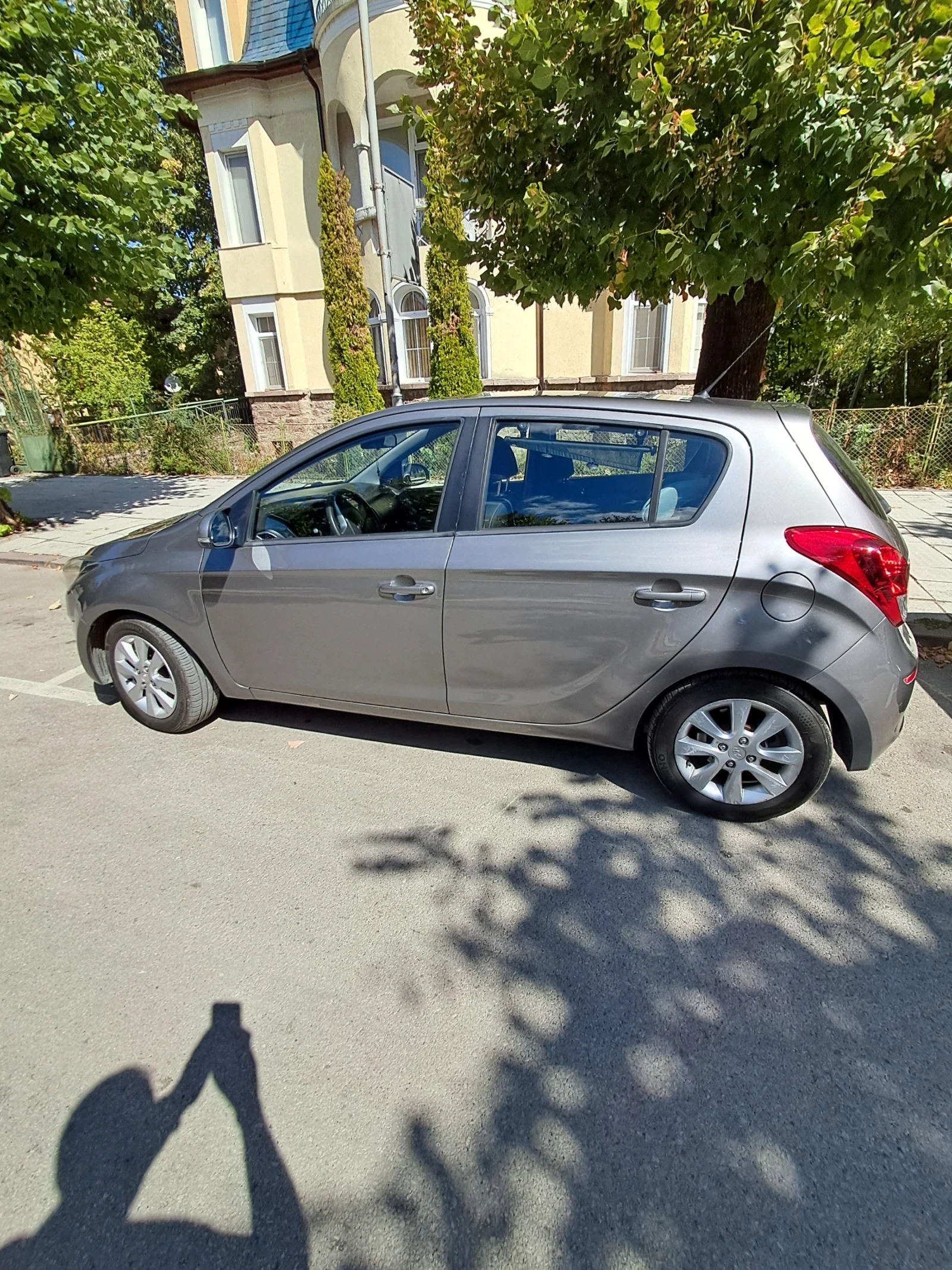 Hyundai I20, снимка 6 - Автомобили и джипове - 56216431