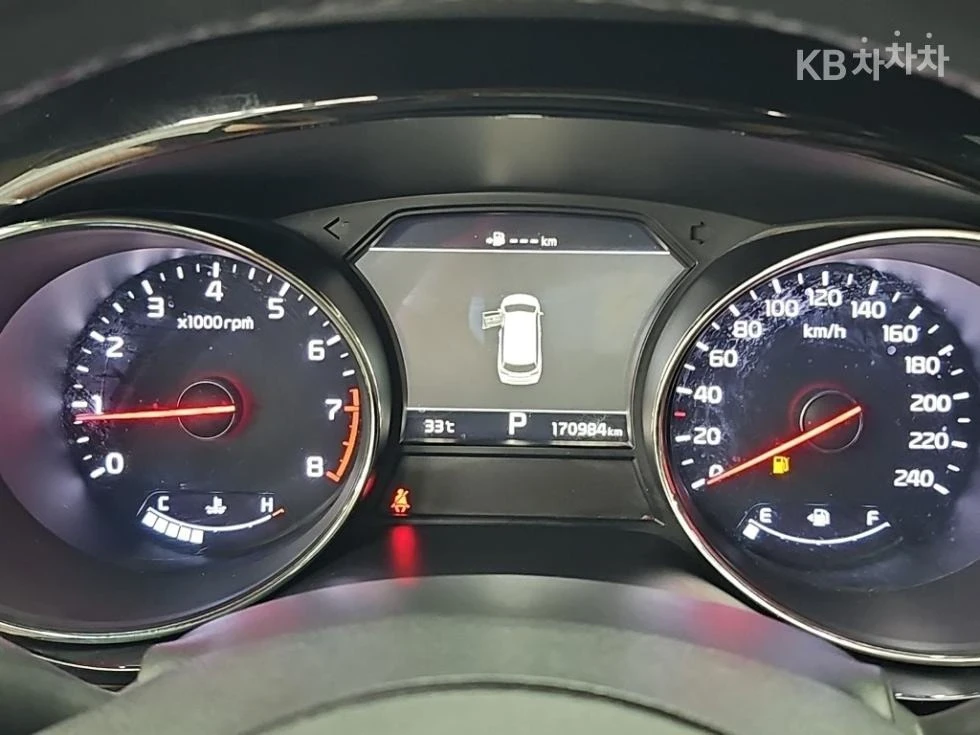 Kia Carnival 9, снимка 6 - Автомобили и джипове - 56408259
