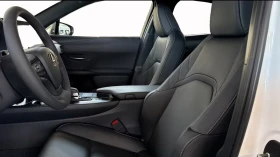 Lexus UX 300h НОВ!/F-SPORT/199HP/CAM/NAVI/LED/KLESS/177q, снимка 8