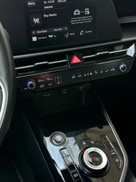 Kia Niro 204hp / 65kWh / DIGITAL, снимка 11