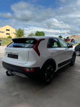 Kia Niro 204hp / 65kWh / DIGITAL, снимка 5
