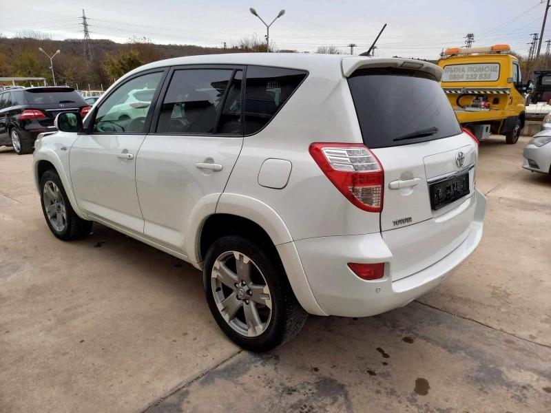 Toyota Rav4 2.2D4D*4x4*Avtom*UNIKAT*, снимка 5 - Автомобили и джипове - 43096053