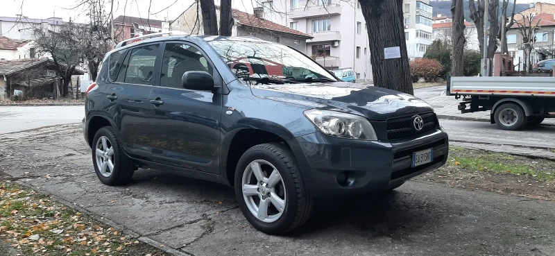 Toyota Rav4 D4D, снимка 1 - Автомобили и джипове - 48484058