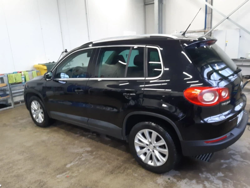 VW Tiguan, снимка 6 - Автомобили и джипове - 48522232