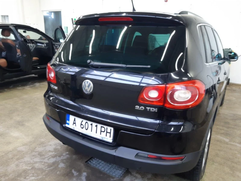 VW Tiguan, снимка 5 - Автомобили и джипове - 48522232