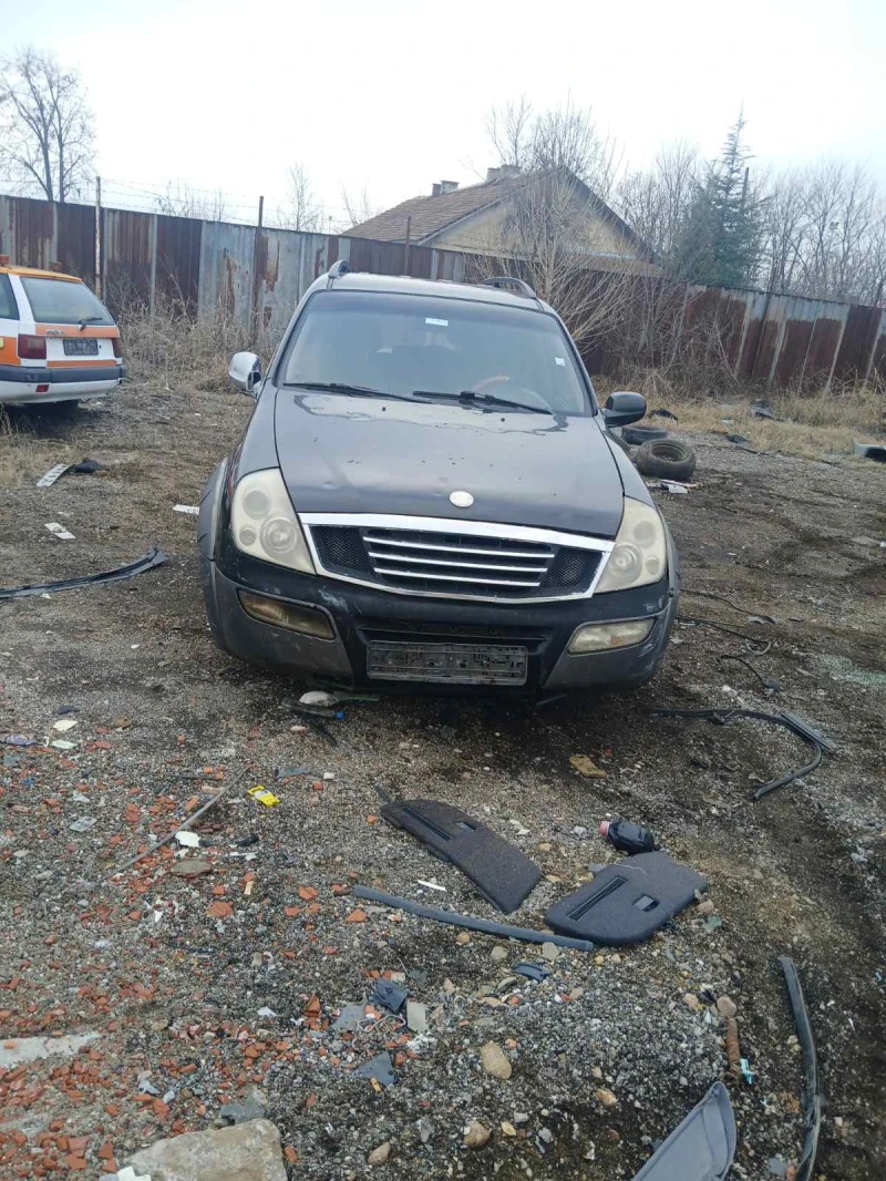 SsangYong Rexton, снимка 1 - Автомобили и джипове - 48858368