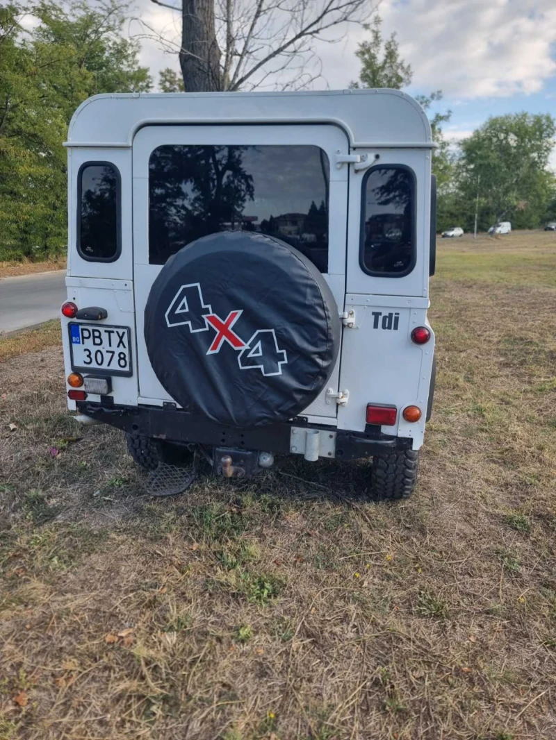 Land Rover Defender, снимка 2 - Автомобили и джипове - 52408592