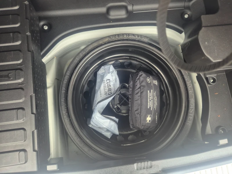 Mercedes-Benz GLK 220CDI 4MATIK, снимка 8 - Автомобили и джипове - 52654135