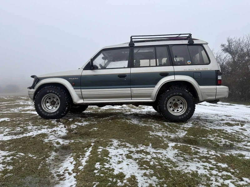 Mitsubishi Pajero Super select, снимка 7 - Автомобили и джипове - 53275628