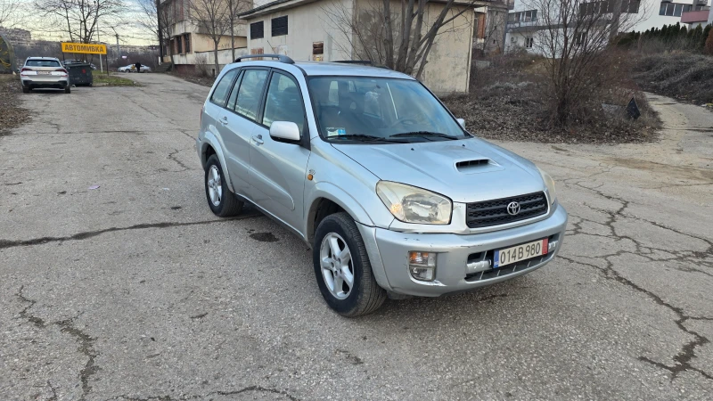 Toyota Rav4 2.0d, снимка 7 - Автомобили и джипове - 53498764