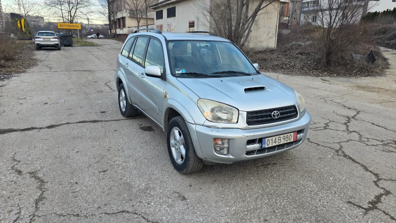 Toyota Rav4 2.0d, снимка 13 - Автомобили и джипове - 53498764