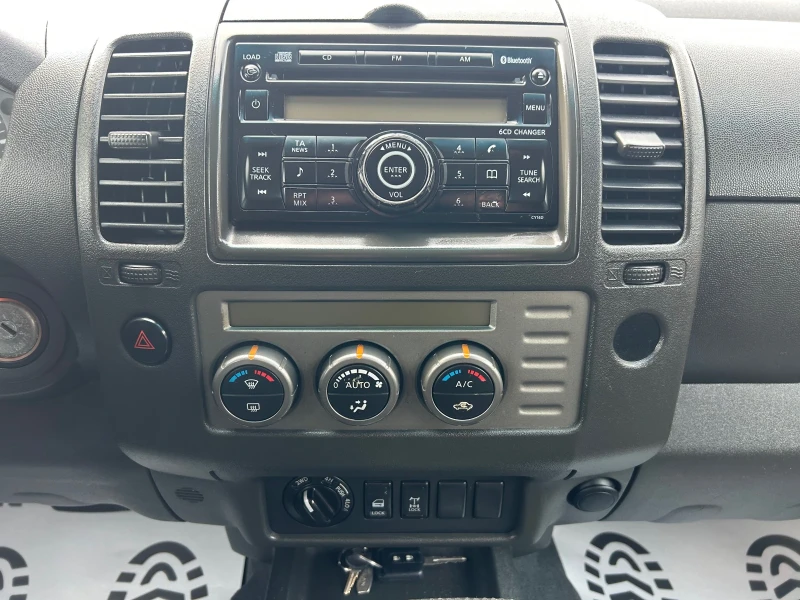 Nissan Navara * 2.5d* 172к.с* 4х4* ITALY* , снимка 11 - Автомобили и джипове - 53593510