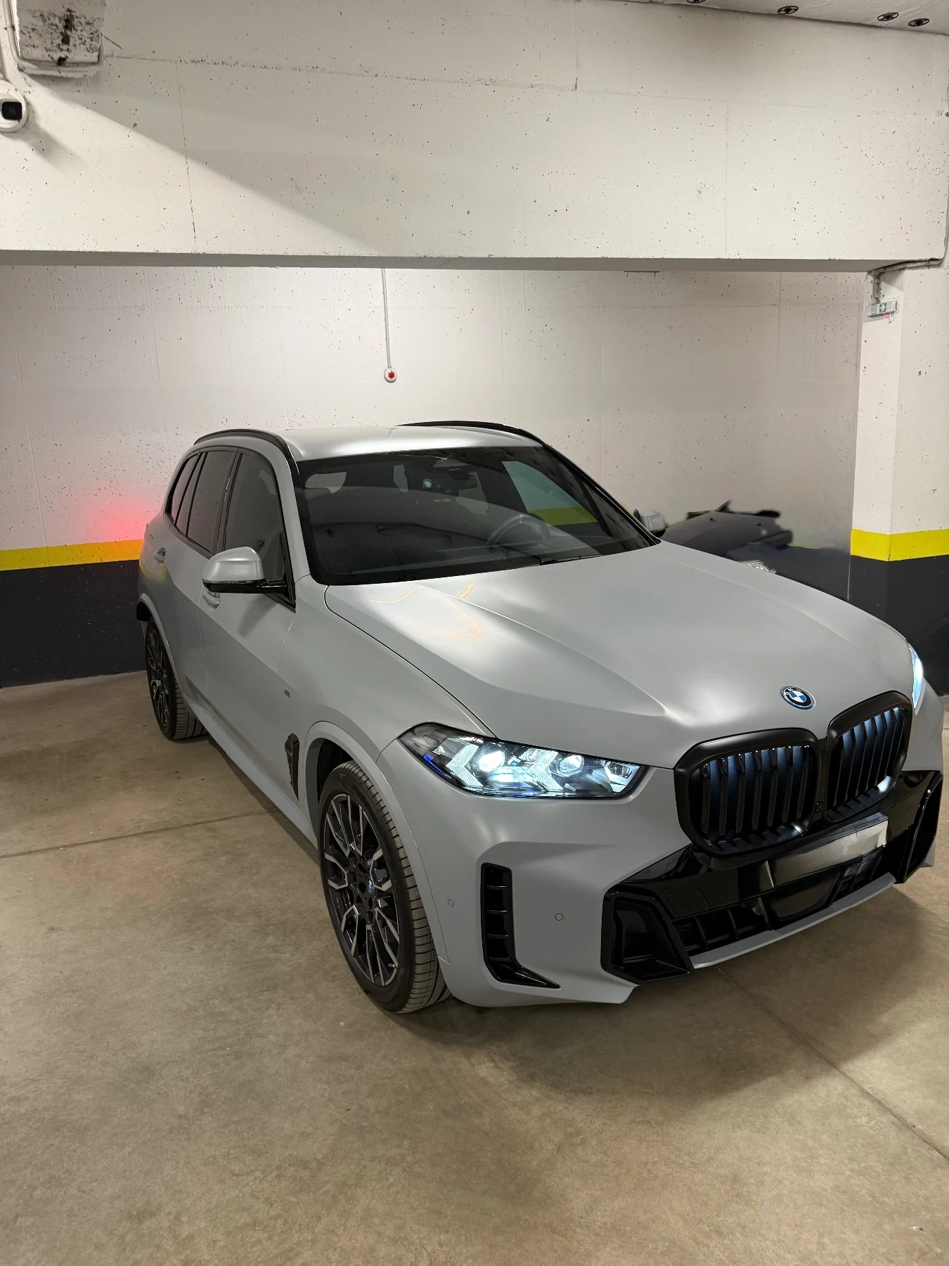 BMW X5 50e PLUG IN HYBRID - изображение 3