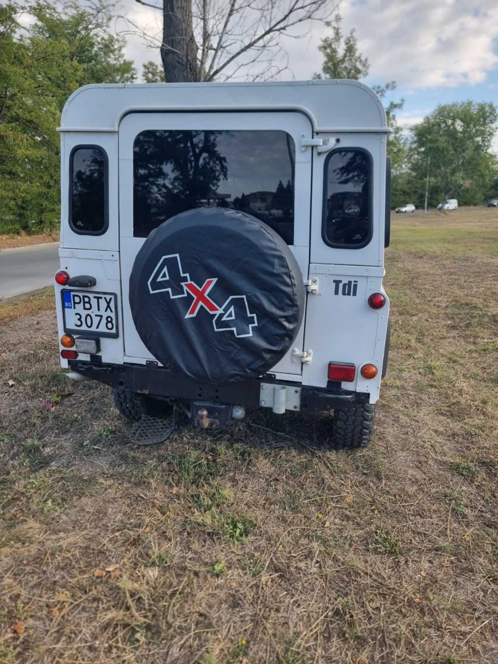 Land Rover Defender  - изображение 2