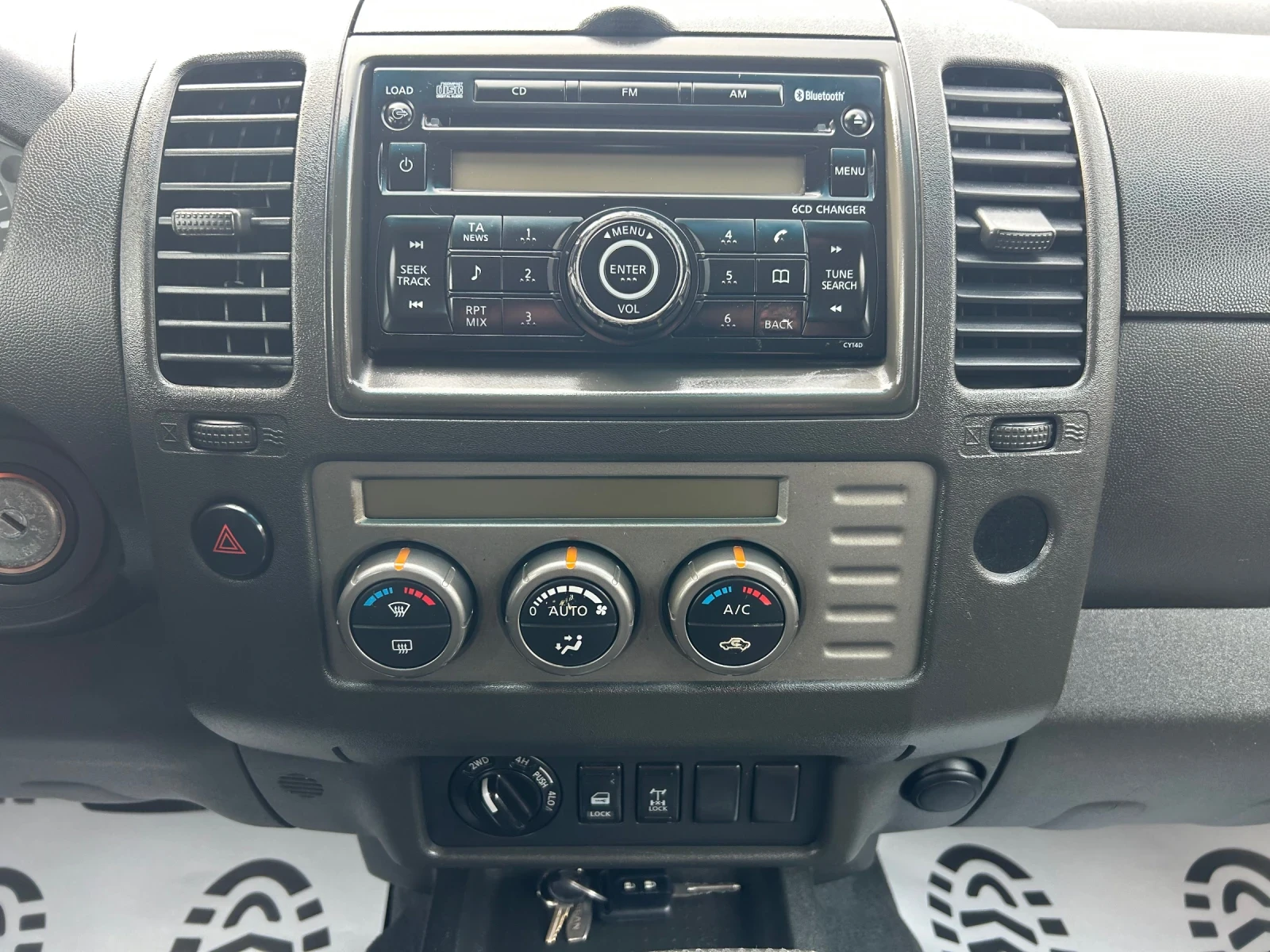 Nissan Navara * 2.5d* 172�.�* 4�4* ITALY*  | Mobile.bg � ����������� 11