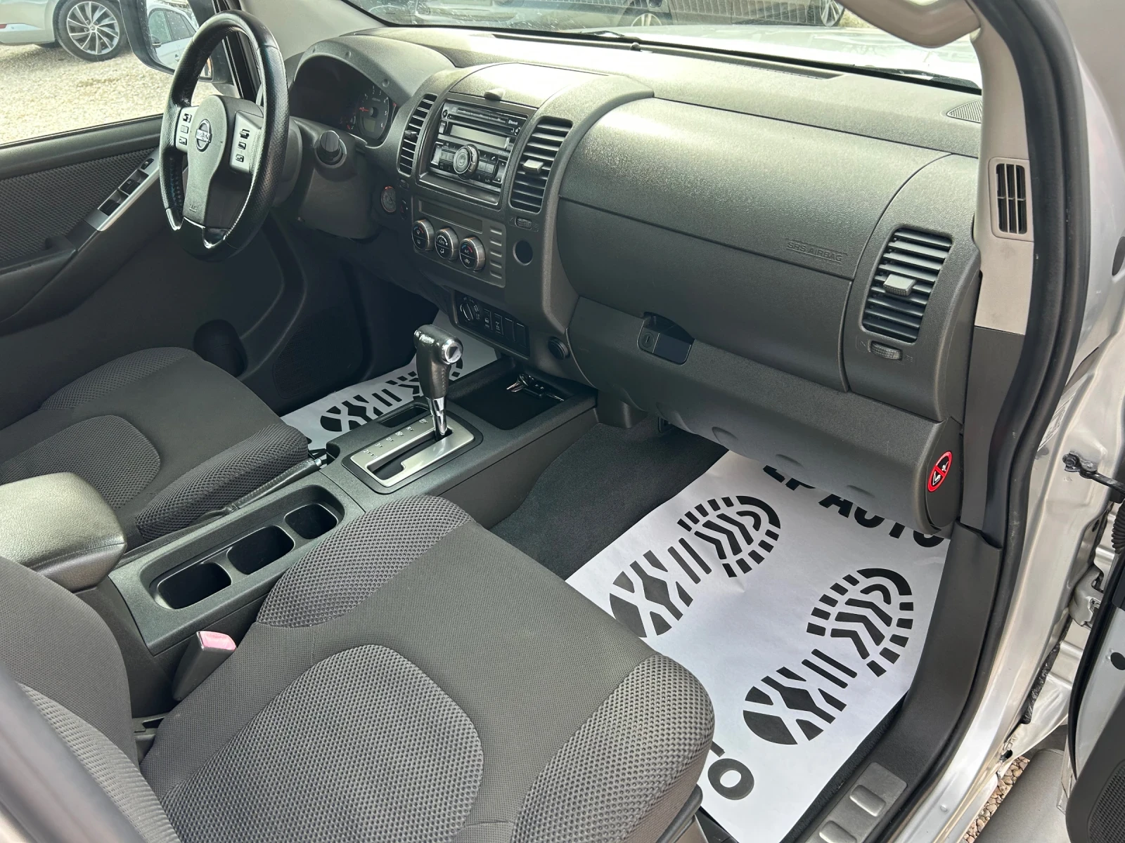 Nissan Navara * 2.5d* 172�.�* 4�4* ITALY*  | Mobile.bg � ����������� 6