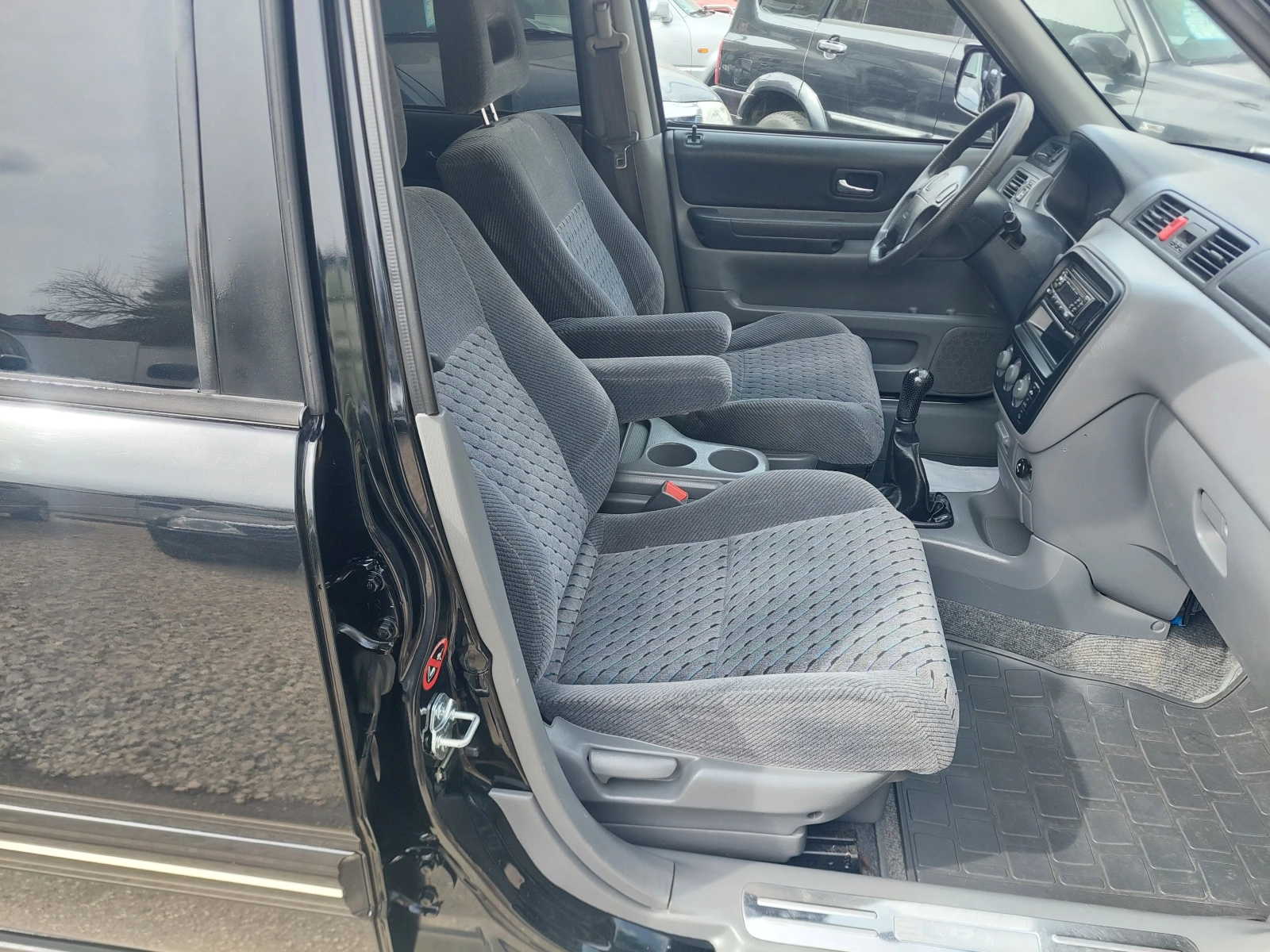 Honda Cr-v 2.0i-147.kc-ТОП СЪСТОЯНИЕ, снимка 9 - Автомобили и джипове - 53889371