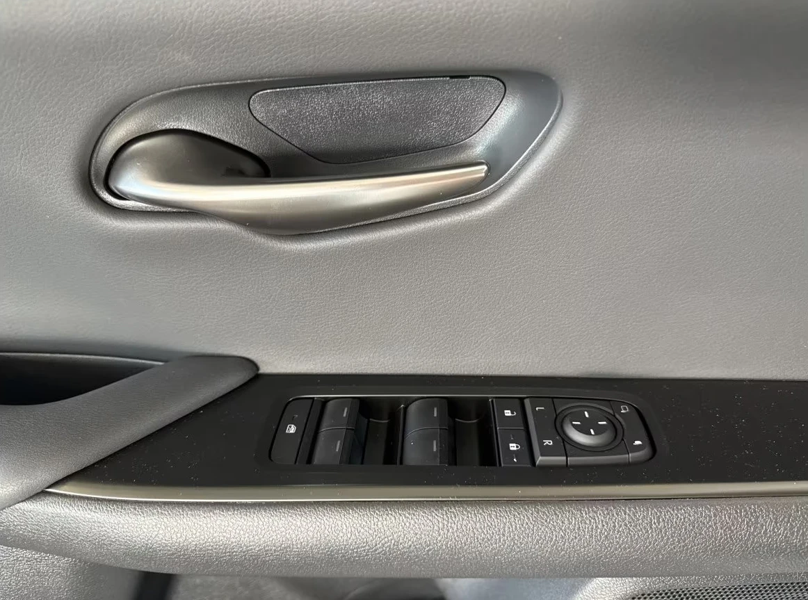 Lexus UX 300h ���!/F-SPORT/199HP/CAM/NAVI/LED/KLESS/177q | Mobile.bg � ����������� 14