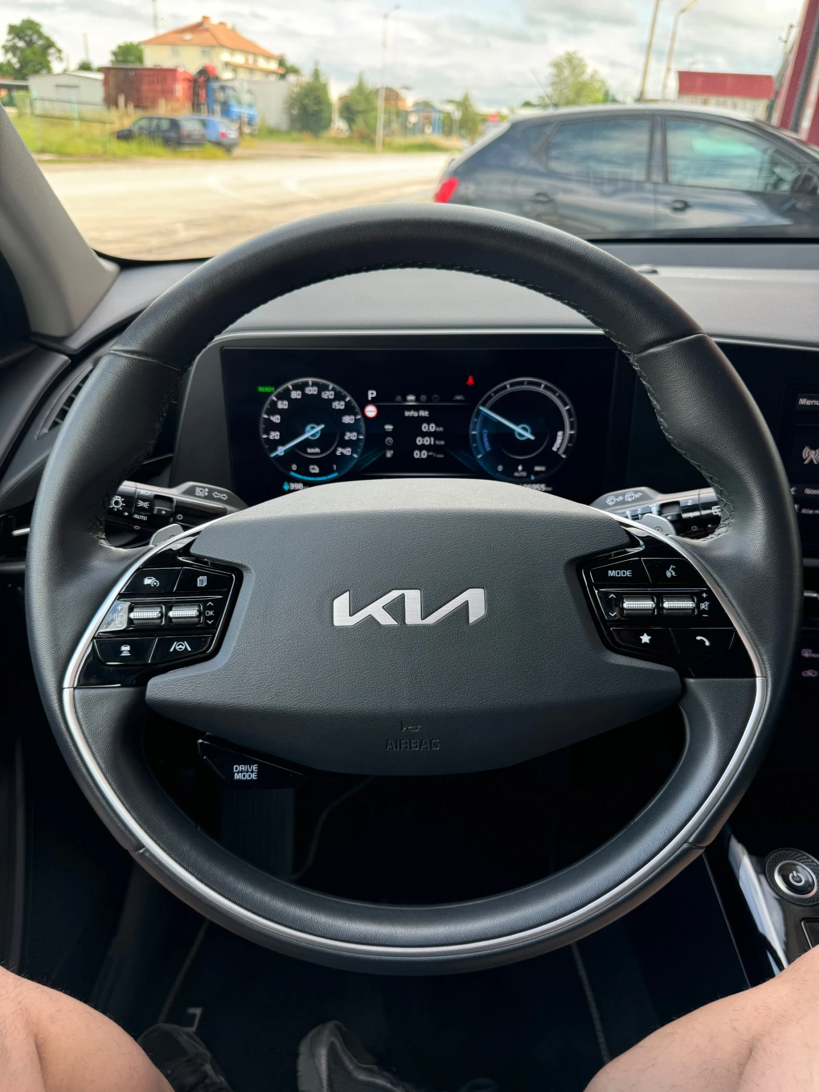 Kia Niro 204hp / 65kWh / DIGITAL, снимка 13 - Автомобили и джипове - 54649650