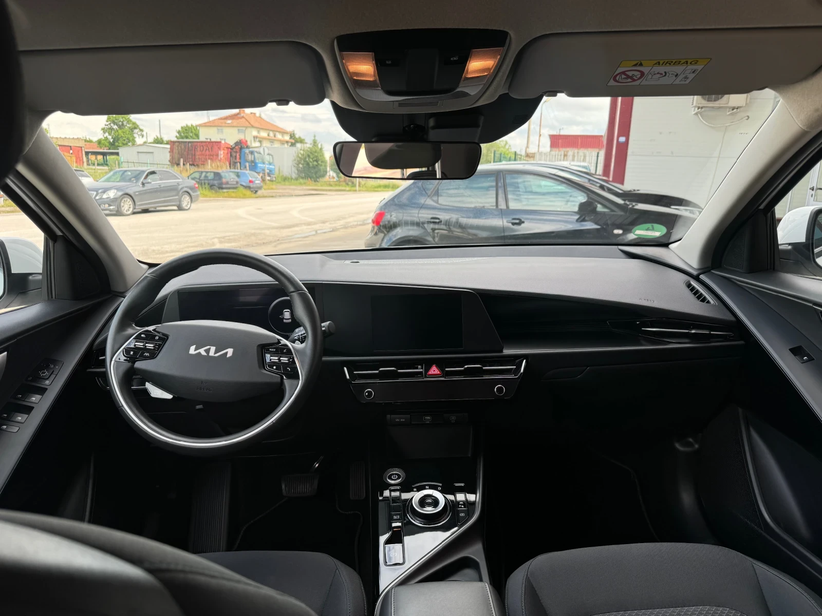 Kia Niro 204hp / 65kWh / DIGITAL, снимка 10 - Автомобили и джипове - 54649650