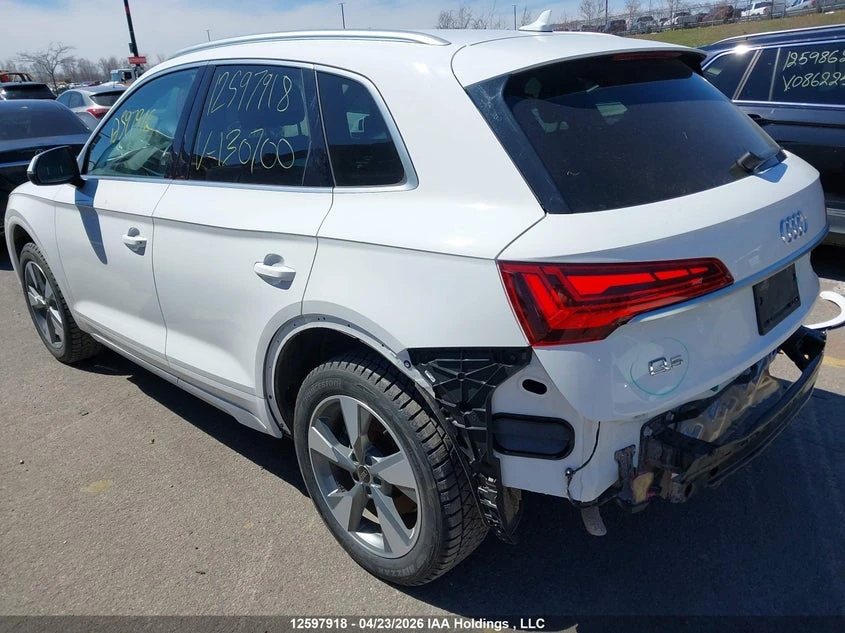 Audi Q5 2.0l, снимка 3 - Автомобили и джипове - 55041300