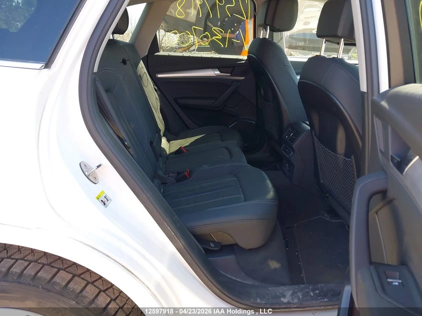 Audi Q5 2.0l, снимка 8 - Автомобили и джипове - 55041300