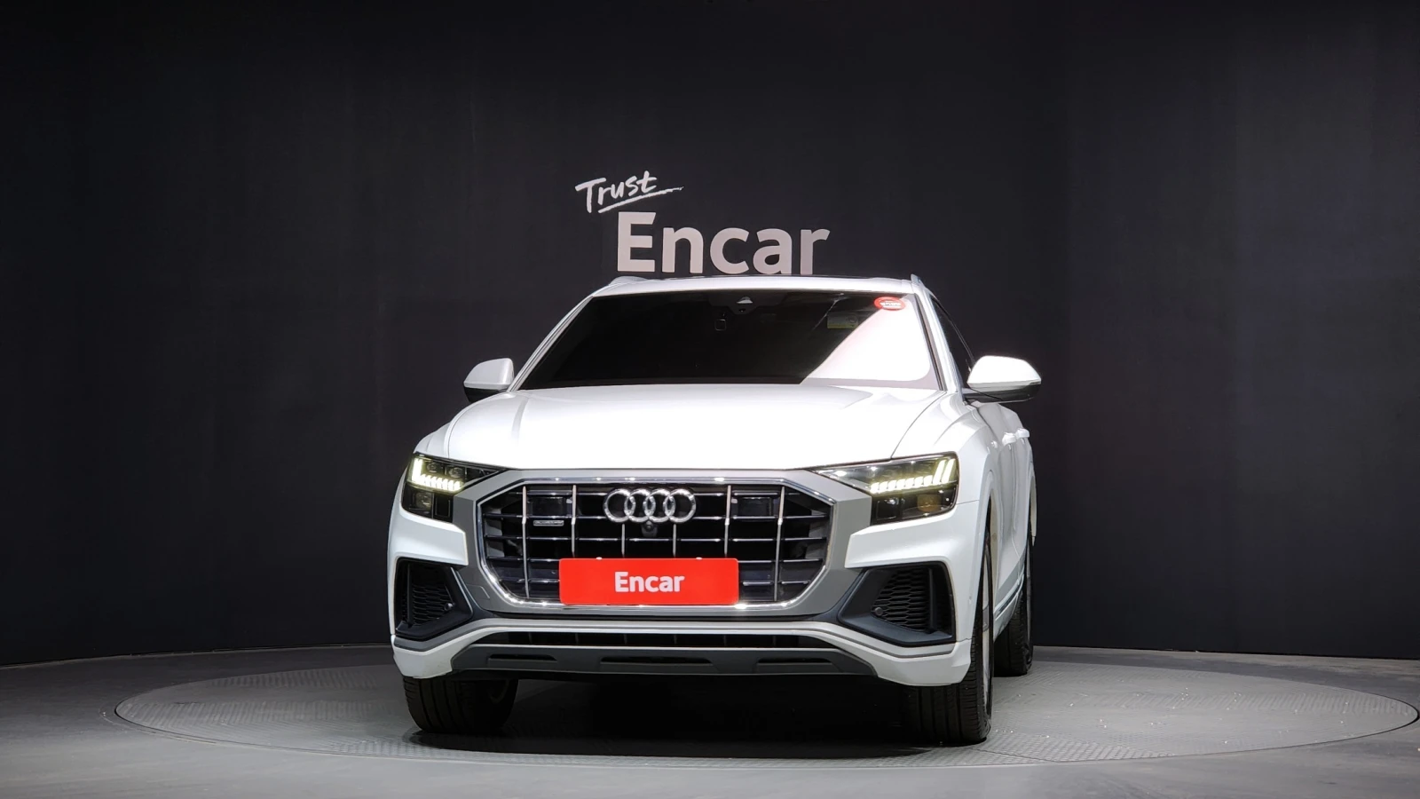 Audi Q8 3.0 45TDI Quattro, FULL, снимка 3 - Автомобили и джипове - 55459069
