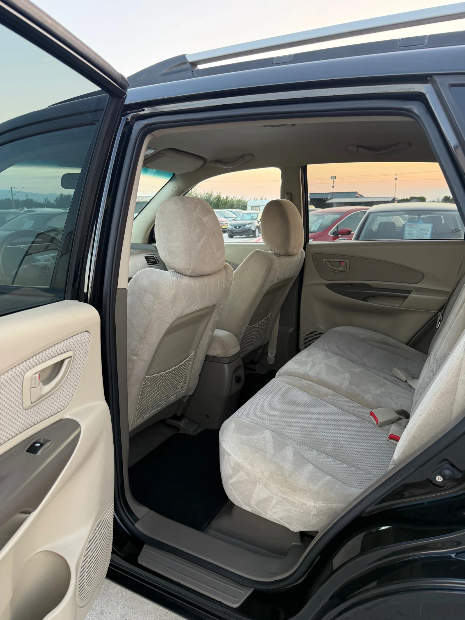Hyundai Tucson 2.0 GPL, снимка 8 - Автомобили и джипове - 55853061