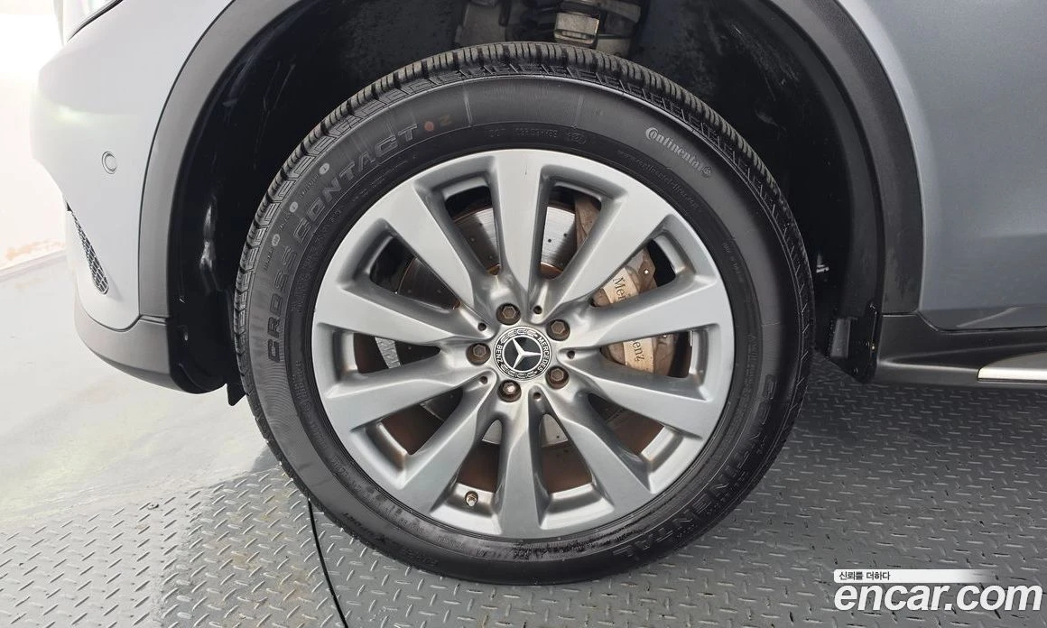 Mercedes-Benz GLC GLC350e 4MATIC Premium, снимка 5 - Автомобили и джипове - 56117350