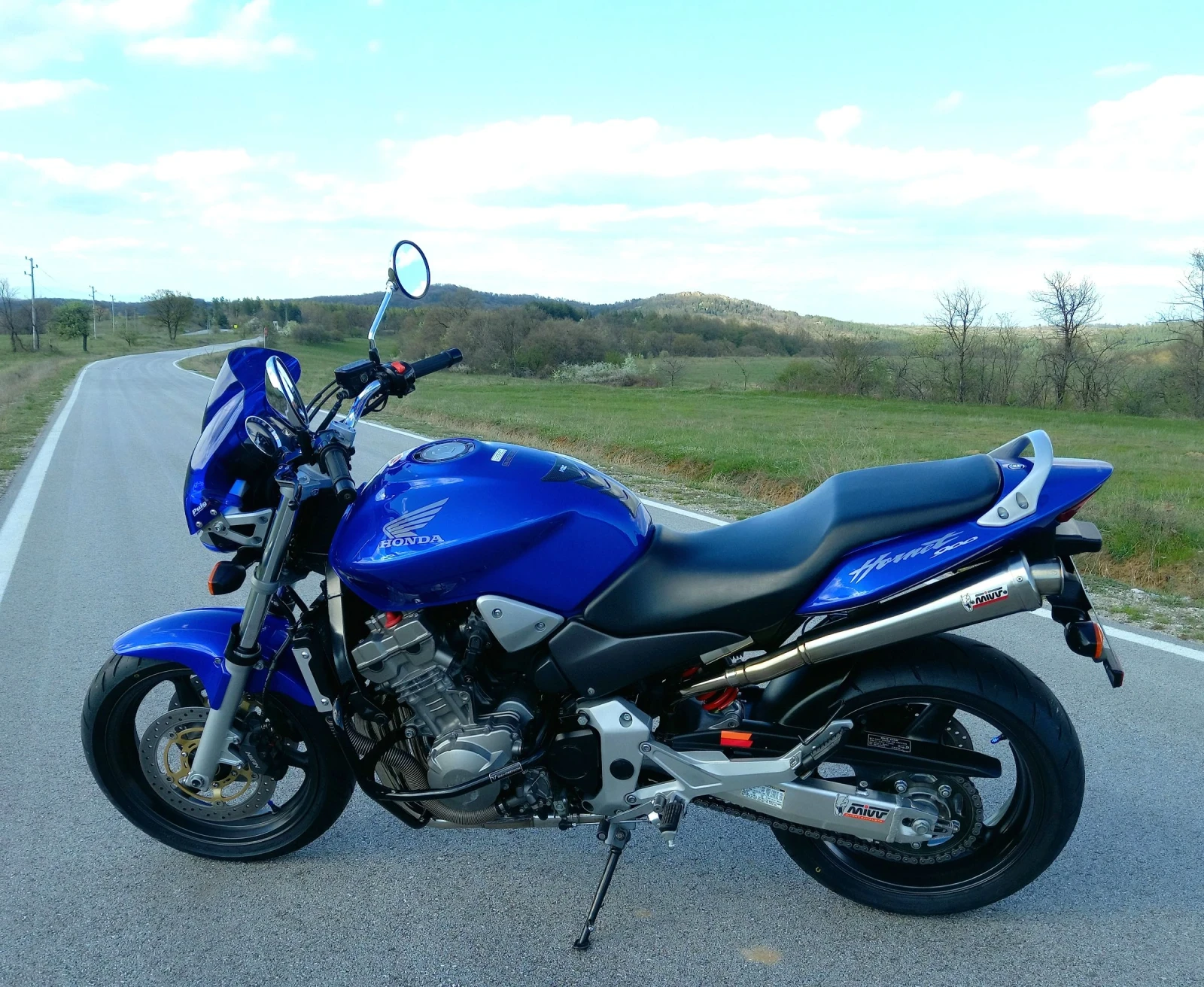 Honda Hornet 900 - изображение 7