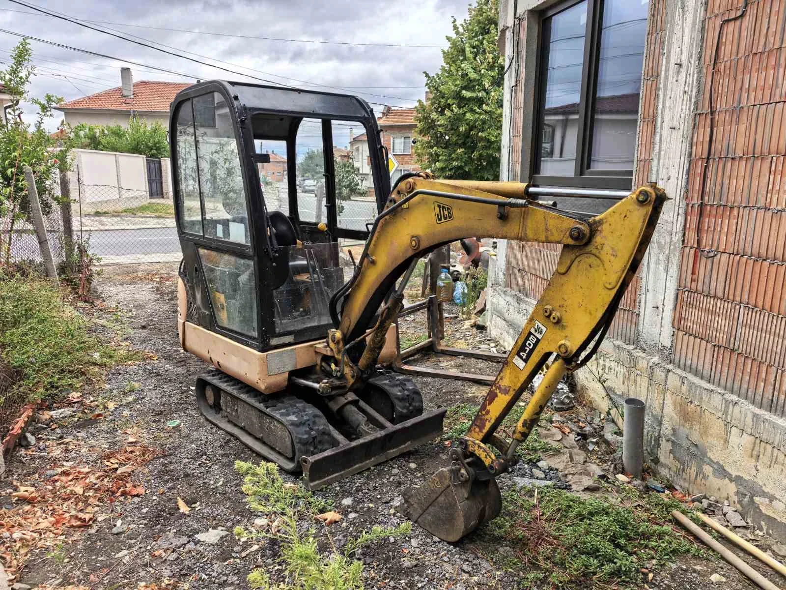 Багер JCB 8014