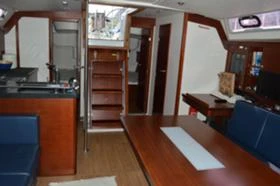 Ветроходна лодка Hanse 470 e, снимка 12