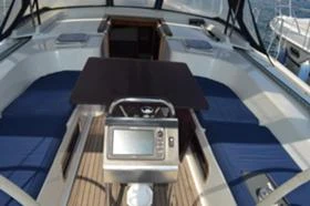 Ветроходна лодка Hanse 470 e, снимка 4