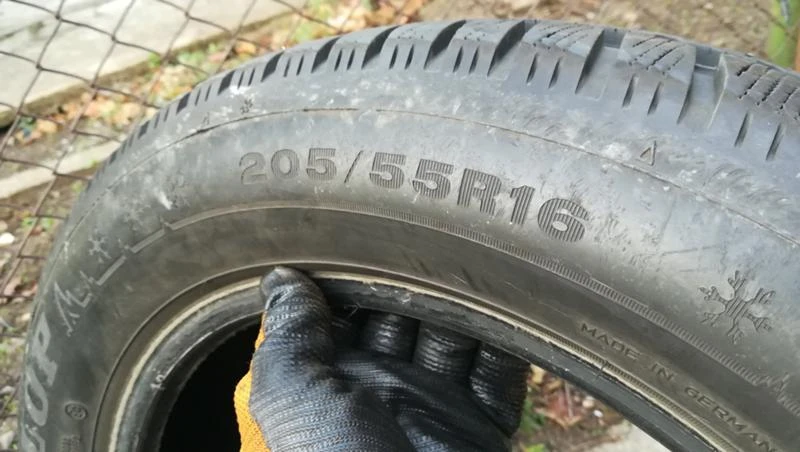 Гуми Зимни 205/55R16, снимка 6 - Гуми и джанти - 26748408