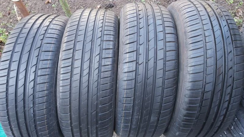 Гуми Летни 225/60R17, снимка 1 - Гуми и джанти - 27312182